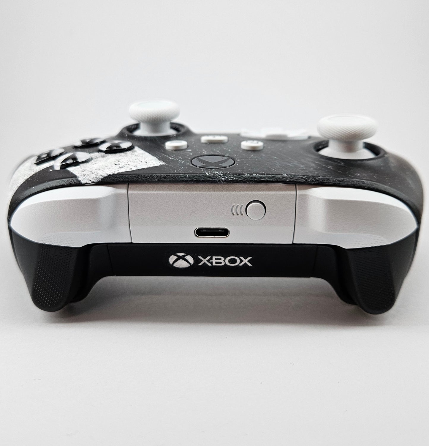 Skull and Crossbones Xbox Series S/X Controller